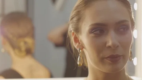 Makeup artist backstage | Stock Video | Pond5