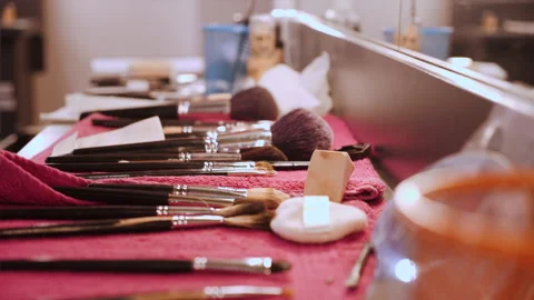 Makeup brushes and other make up utensils - close up Video stock 154366119