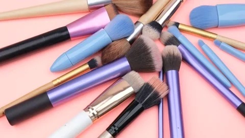 Makeup brushes rotate Video stock 242752483