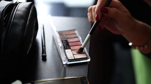 Makeup 動画素材 122633185