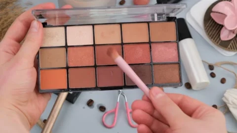 Makeup palette Stock Footage 280230520