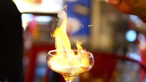 Making and drinking Burning cocktail absinthe 스톡 동영상 286030734