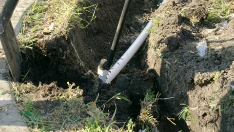 Making of automatic system for watering plants and lawn in the garden. 4K 库存影片 106939202