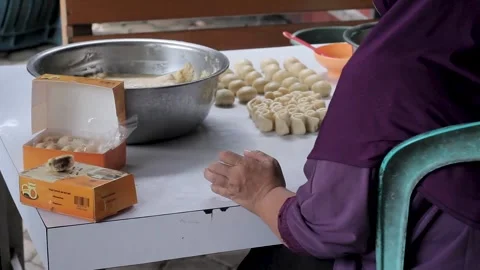 Making Bakpia Cake Dough Stock Footage 300419033