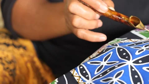Making batik tulis Solo. Stock Footage 233470570
