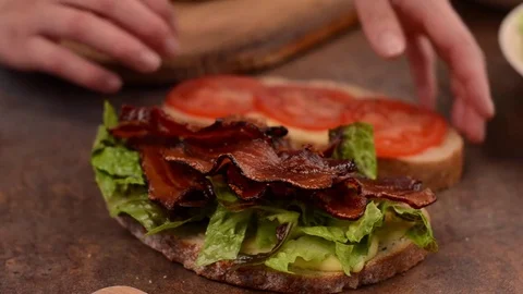 Making BLT sandwich Stock Footage 76891803