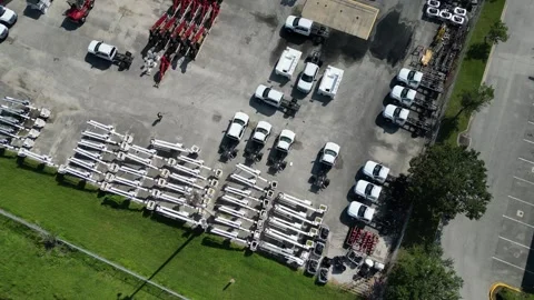 Making bucket trucks Vídeo Stock 245623636