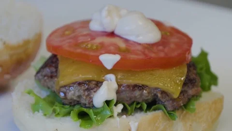 Making of burgers Video stock 99131740