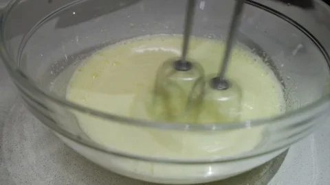 Making cake and stir of eggs with flour Vídeo Stock 83877399