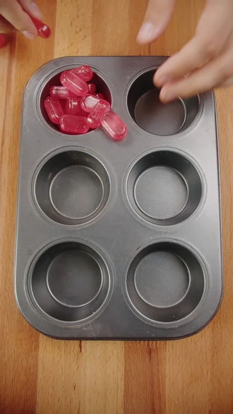 Making Candy Cane at Home 動画素材 282007908