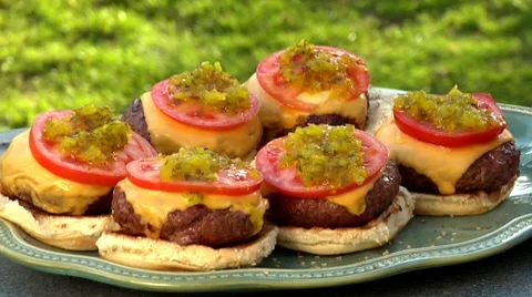 Making a cheeseburger Stock Footage 8571792
