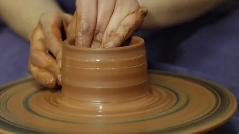 Making clay vessel Stock Footage 81503329