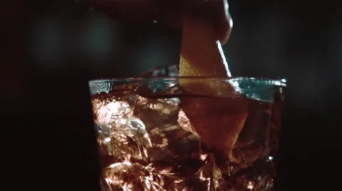 Making of the cocktail in slow motion Stock Footage 67867193