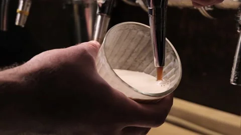 Making cocktails at the bar Stock-Footage 171089897