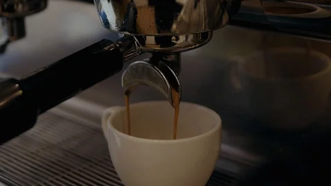 Making coffee with an espresso machine 2, 4k slow motion Stock Footage 98881508