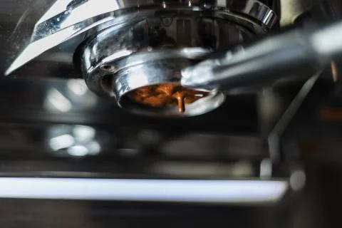 Making of coffee extraction from a espresso machine Foto stock
