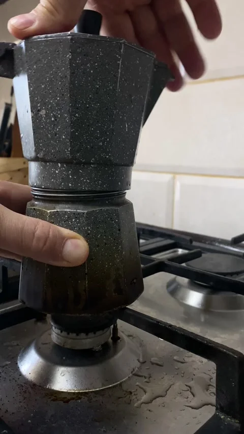 Making coffee in geyser kettle close up Stock Footage 244799858