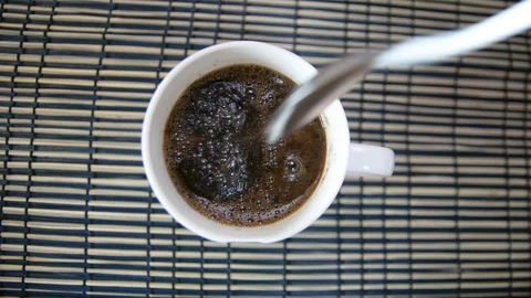 Making coffee in a white cup Video stock 95438439