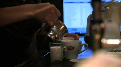 Making coffie  Video stock 607930