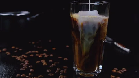 Making a cold ice latte Stock Footage 155783486