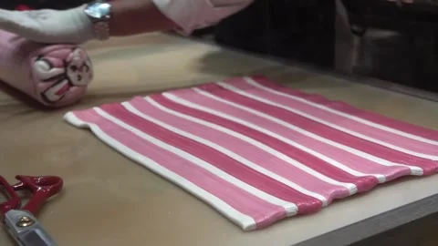 Making custom made candy in slow motion Video stock 329470471