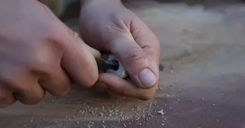 Making a deer antler ring Vidéo 61264055