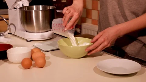 Making of donuts Video stock 99131065