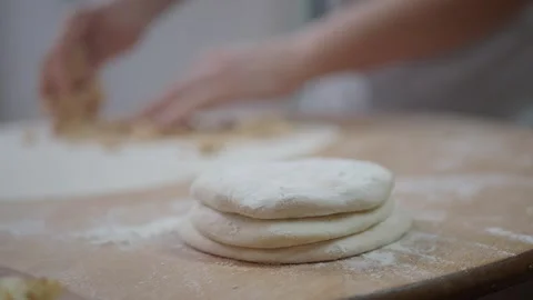 Making dough for bread in a kitchen at home Видео 334646314