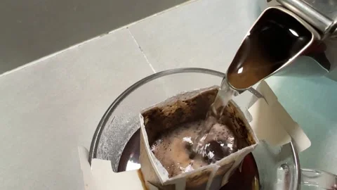 Making dripped coffee Stock Footage 169510389