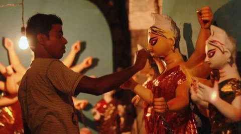 Making Of Durga Idol At Kumartuli 库存影片 31809463