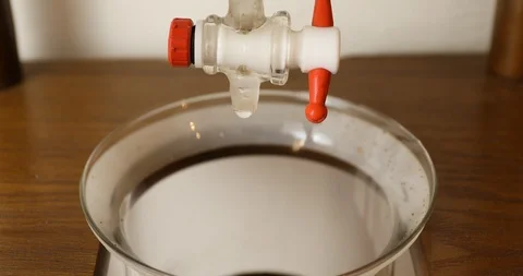 Making Dutch Cold Brew Coffee by professional brewery maker : nozzle to regulate Stock Footage 111305147