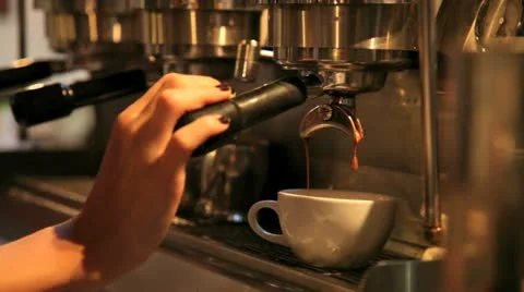 Making an espresso Stock Footage 13987186