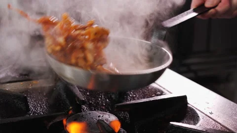 Making fried pork Brasso style - cooking meat with the vegetable sauce Stock Footage 152609836