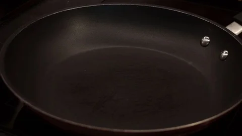 Making garlic oil Stock Footage 113527412