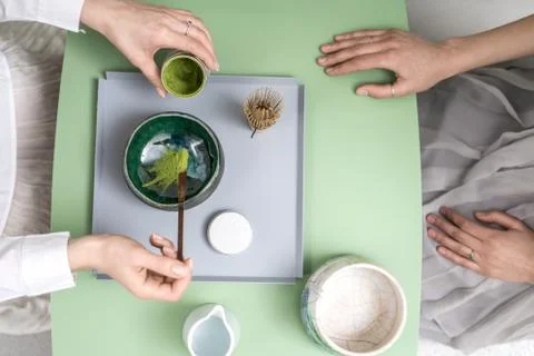 Making of green matcha tea Foto stock
