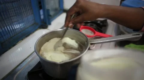 Making Indian chai Stock Footage 65787351