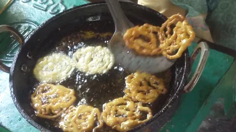 Making jilapi 库存影片 181101207