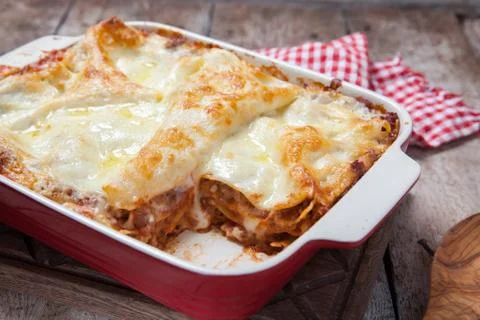 Making Lasagna Bolognese 스톡 사진