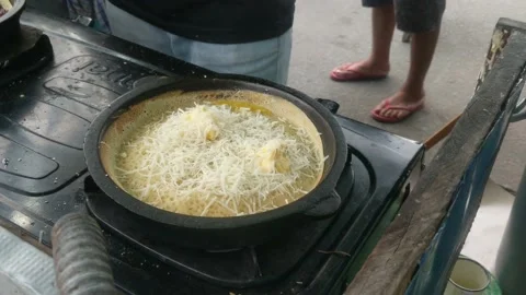 Making martabak Stock Footage 231122646