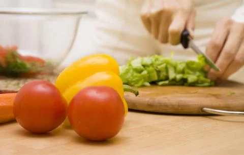 Making a meal of vegetable salad Foto stock