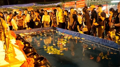 Making merit and blessing in Thai temple Stock-Footage 120415580