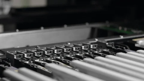 Making of a microchip with the help of a robot Vidéo 128766830