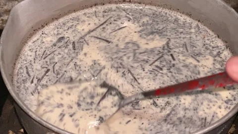 Making milktea Stock Footage 303472774