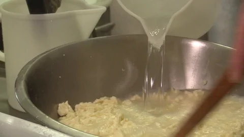 Making Mozzarella Cheese- Diary Cheese Factory Video stock 95806945