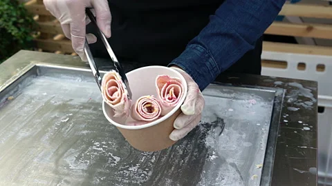 Making of natural fruit Thai ice cream. Stock Footage 149831386