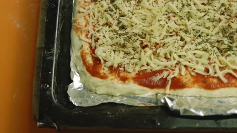 Making New York-style pizza at home Stock Footage 165075218