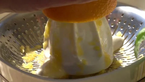 Making orange juice Video stock 77961125