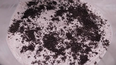Making  oreo cookie mousse with mixer slow motion Stock-Footage 150456025