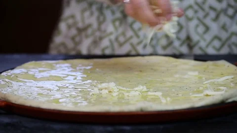 Making a pizza Stock-Footage 73737888