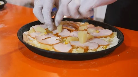 Making pizza in a vessel Stock Footage 111566742